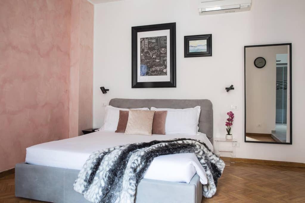 Intimate Jacuzzi Suite Trastevere Roma Exterior foto
